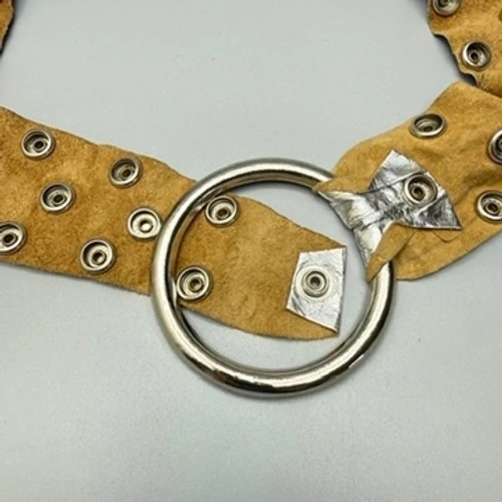 VTG Wide Silver Tone Leather Studded Snap Belt 39